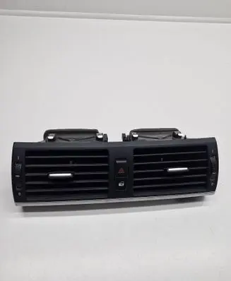 BMW X5 E70 Dash center air vent grill 7161801 6958654 7161802