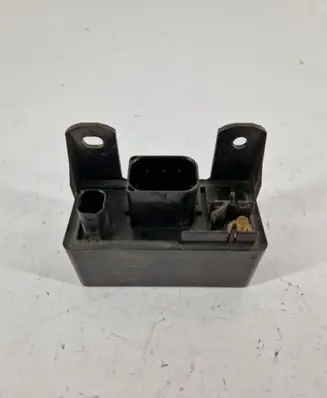 Mercedes-Benz Sprinter W906 Glow plug pre-heat relay 