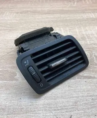 Volkswagen PASSAT B6 Dash center air vent grill 3C2819702 05772001