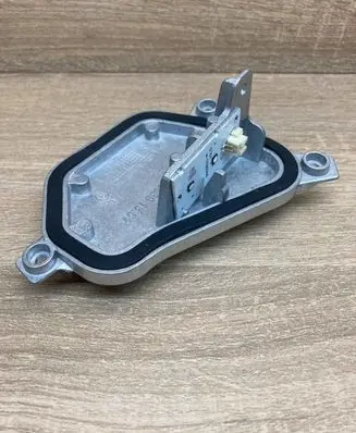 BMW 5 F10 F11 LED ballast control module 63117428789 7428789 LeftSide