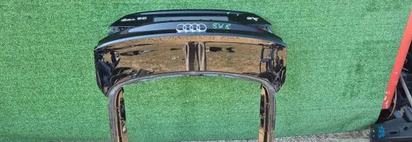 Audi A5 Tailgate/trunk/boot lid 8W6827336A