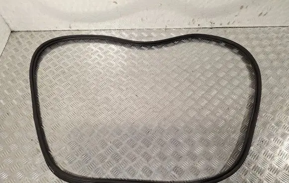 Toyota Auris 150 Loading door rubber seal (on body) 6788102080