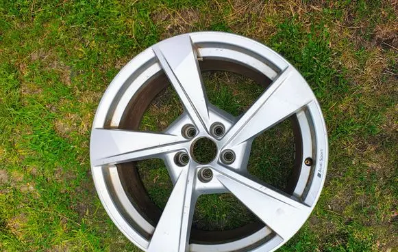 Audi A4 S4 B9 R19 alloy rim 8W0601025ES