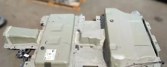 Peugeot 208 II Hybrid / electric car battery 9827789180 9827789580