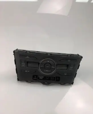 Toyota Auris 150 Climate control unit 5590002221
