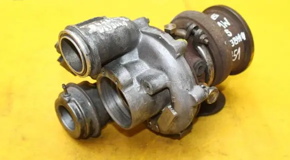 BMW 5 F10 F11 Turbo 4571543A