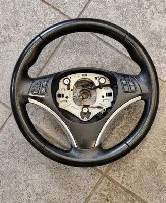 BMW 1 E81 E87 Steering wheel 6769894 3369E87