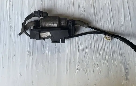 Volkswagen Touran II Webasto auxiliary heater fuel pump 1t0201607s