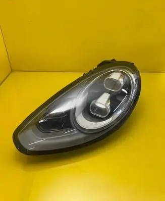 Porsche Panamera (970) Headlight/headlamp 970631071