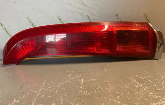 Rear/tail lights