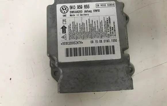 Volkswagen Golf VI Airbag control unit/module 5K0959655