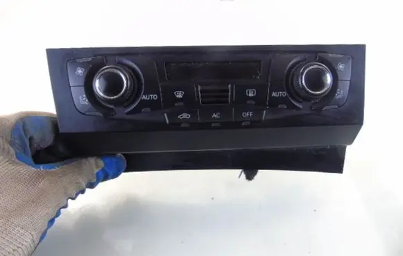 Audi A4 S4 B8 8K Climate control unit 8T2820043AF