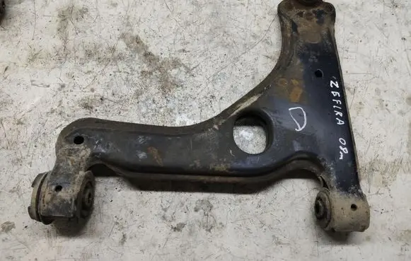 Opel Zafira B Front lower control arm/wishbone