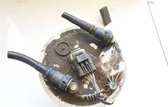Renault Laguna III Fuel level sensor 