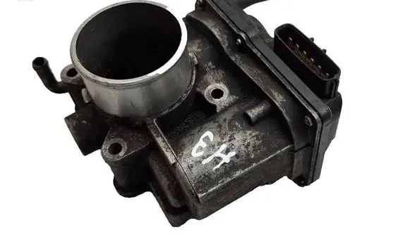 Peugeot 207 Throttle valve RF7J136B0C