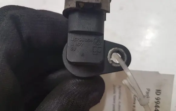 Opel Zafira B Camshaft position sensor 46798364