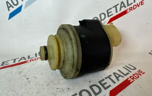 BMW 5 F10 F11 Fuel filter heater 8572519 1328572519
