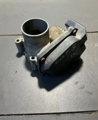 Volkswagen Golf V Throttle valve 
