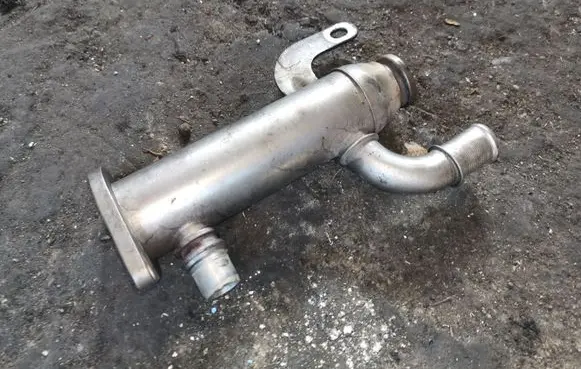 Ford S-MAX EGR valve cooler 993062H 8653691
