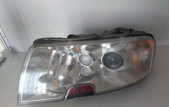 Skoda Superb B5 (3U) Headlight/headlamp 24774500L