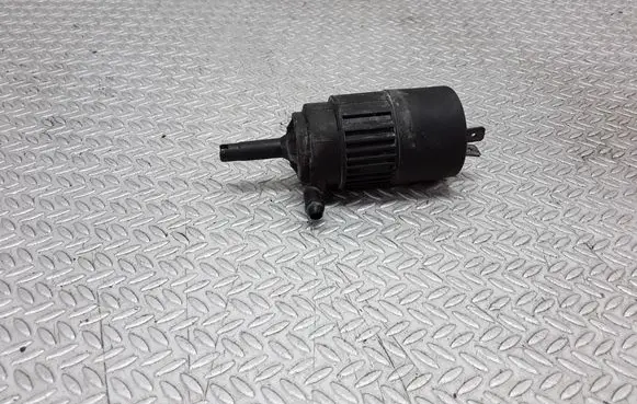 Mercedes-Benz Vito Viano W638 Windscreen/windshield washer pump