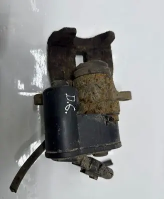 Rear brake caliper