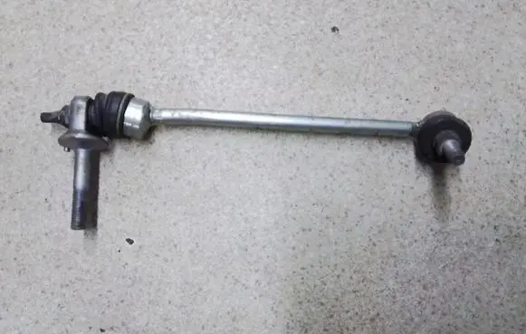 Front anti-roll bar/stabilizer link