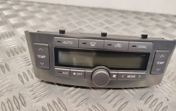 Toyota Avensis T250 Climate control unit 5590205050G
