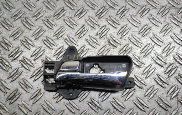 Hyundai i30 Front door interior handle 82613FD000