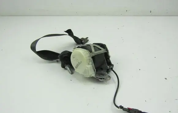 Renault Clio III Set of seat belts 