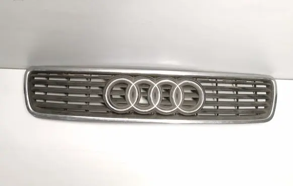 Audi A4 S4 B5 8D Front grill 8D0853651J