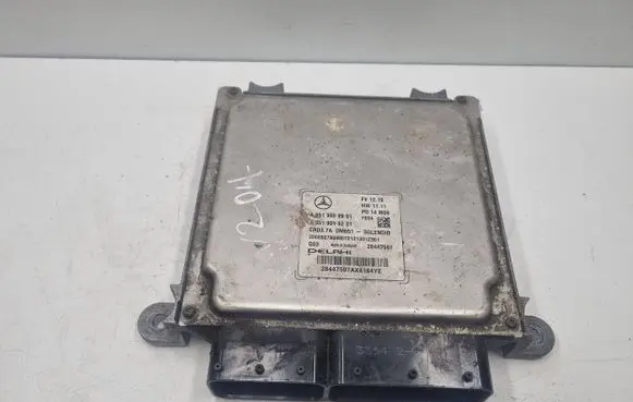 Mercedes-Benz E W212 Engine control unit/module A6519009901 6519009901