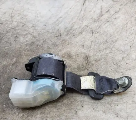Citroen C-Crosser Middle seatbelt (rear) 6065535