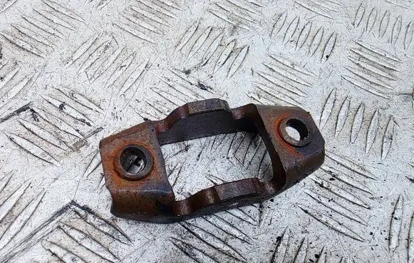 Mitsubishi ASX Fuel Injector clamp holder