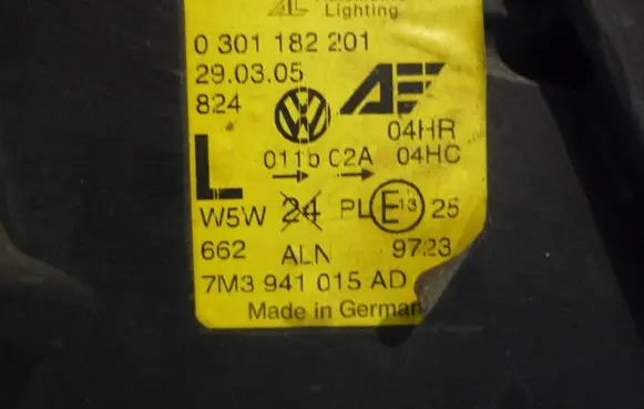 Volkswagen Sharan Headlight/headlamp 0301182201 011002A 7M3941015AD