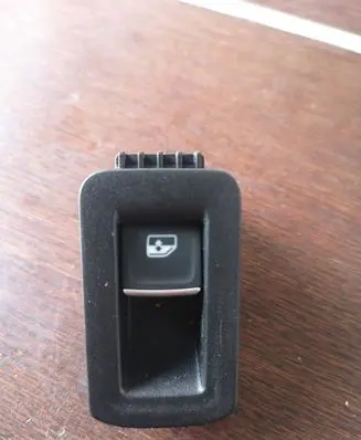 Volkswagen Tiguan Electric window control switch 5NA867255