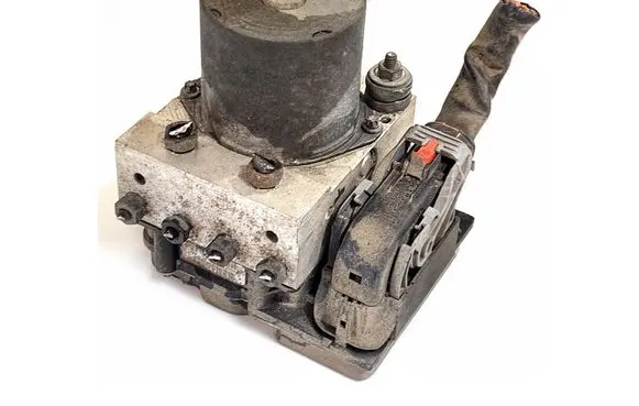 Audi A4 S4 B7 8E 8H ABS Pump 8E0614517AK