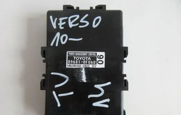 Toyota Verso Other control units/modules 896810F060