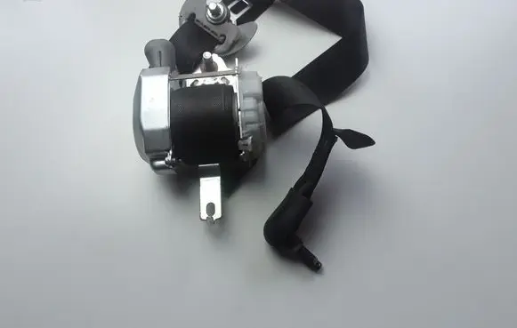 Hyundai i40 Front seatbelt 888203Z000RY