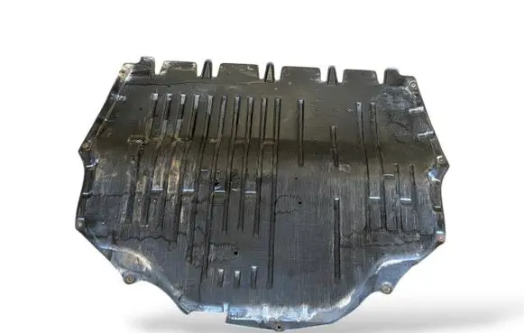 Skoda Roomster (5J) Engine splash shield/under tray 6Q0825237AB