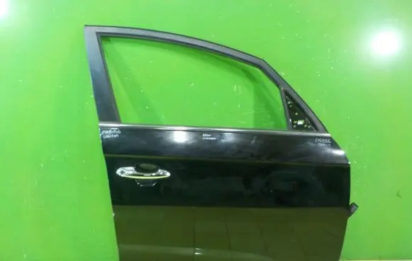 KIA Carens III Front door PRZOD PRAWE