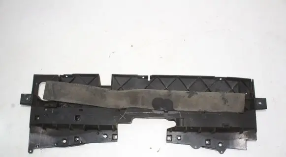 Jeep Cherokee Radiator trim 68224507AA