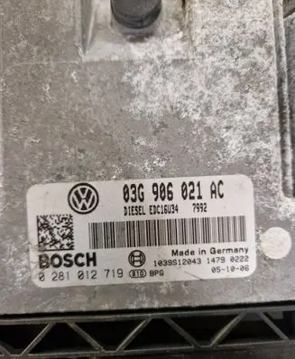 Volkswagen PASSAT B6 Engine control unit/module 03G906021AC 1039S12043 0281012719