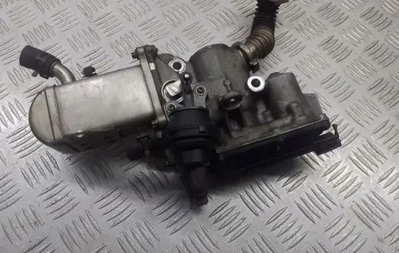 Renault Megane III EGR valve cooler bracket V29001603996936M