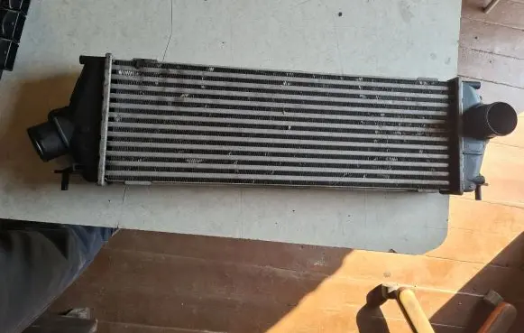 Renault Trafic II (X83) Intercooler radiator 8200411160C 93854162 992563J