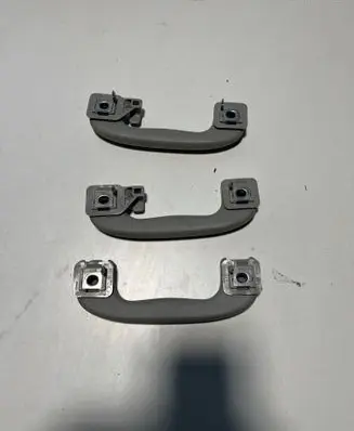 Opel Astra K A set of handles for the ceiling 5354923 5354926