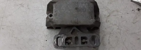 Volkswagen Golf IV Engine mount bracket 1J0199555