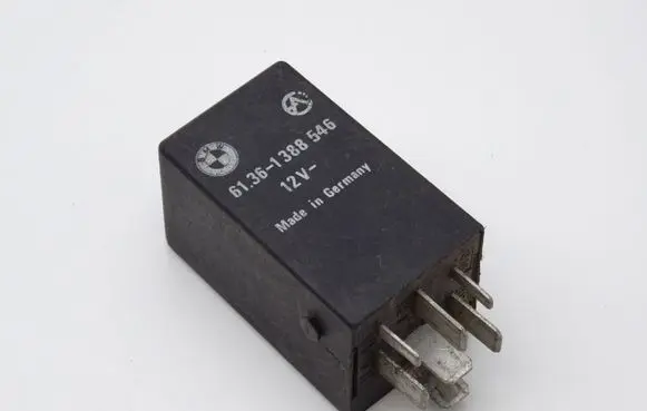 BMW 3 E36 Other relay 1388546 61.36-1388546 61361388546