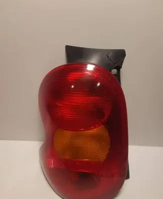 Mitsubishi Carisma Tailgate rear/tail lights 292001