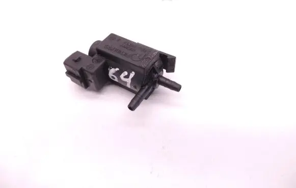 Volvo S60 Turbo solenoid valve 30611668